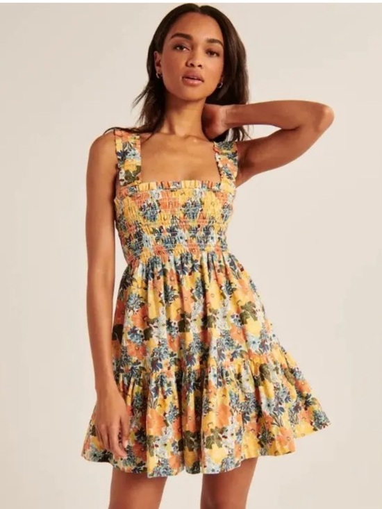 Abercrombie & Fitch Dresses & Skirts - Abercrombie Floral Mini Dress